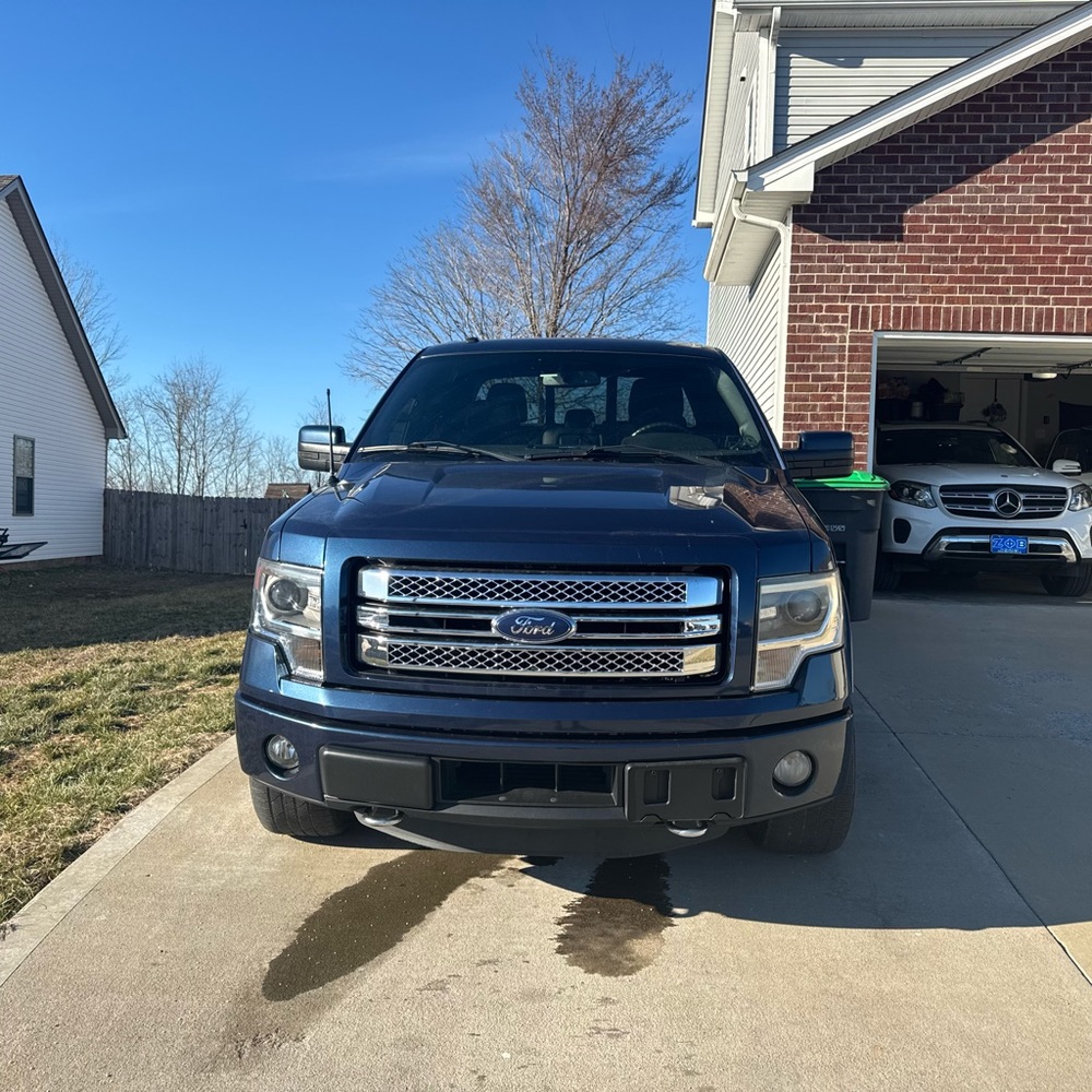 Meet your Posher, Christian